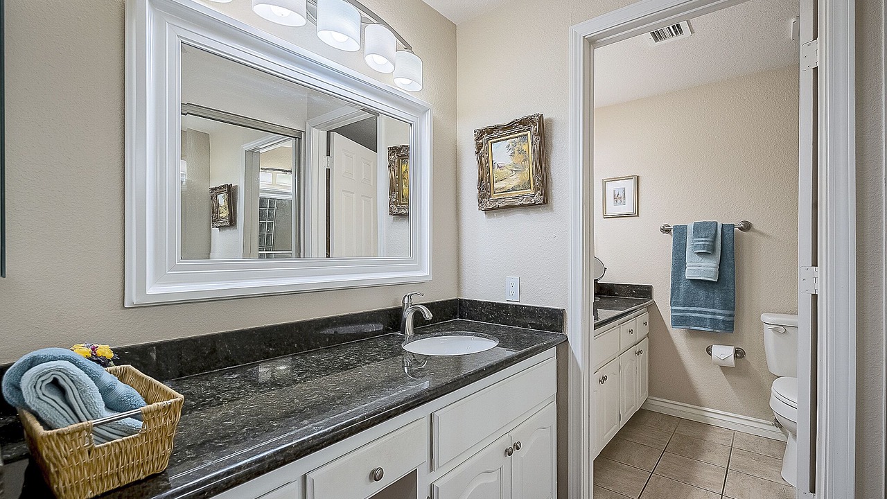 Photo of Bathroom in Central Scottsdale