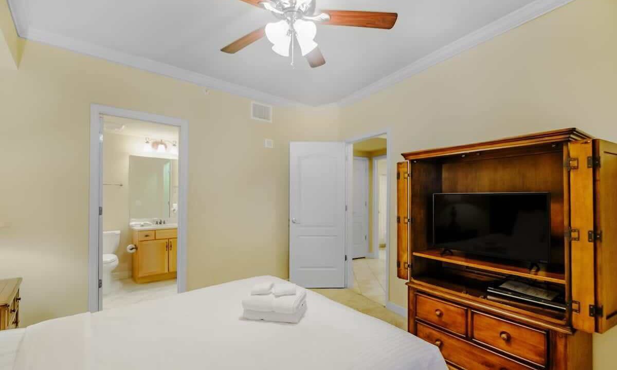 Photo of Bedroom in Gulfport