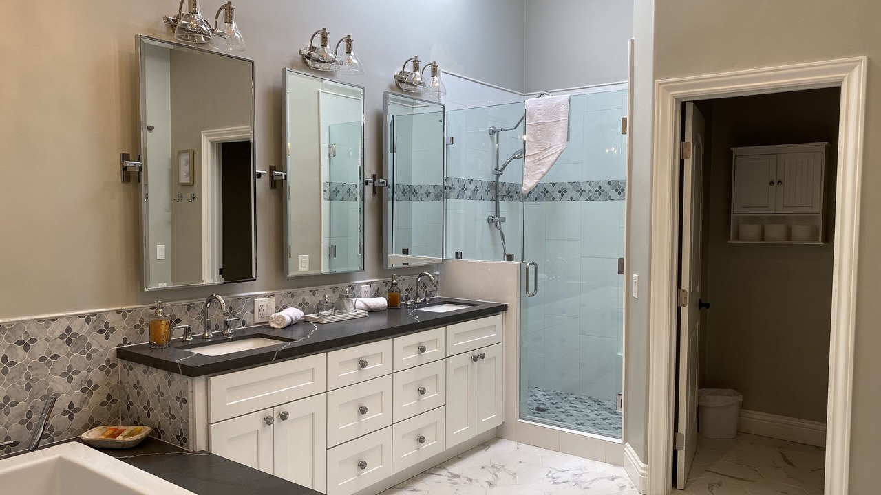 Photo of Bathroom in Moorpark