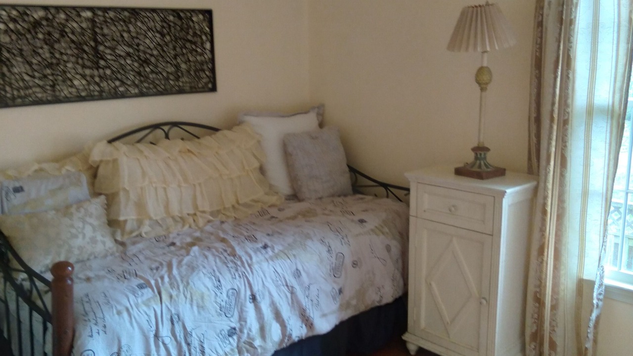 Photo of Bedroom in Middleburg