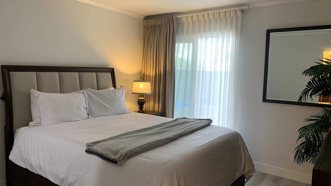 Photo of Bedroom in Hollywood