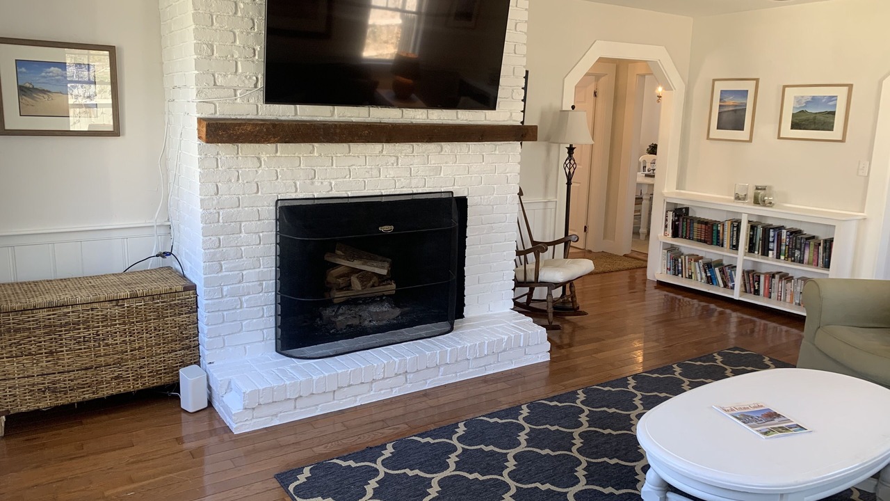 Photo of Livingroom in Edgartown