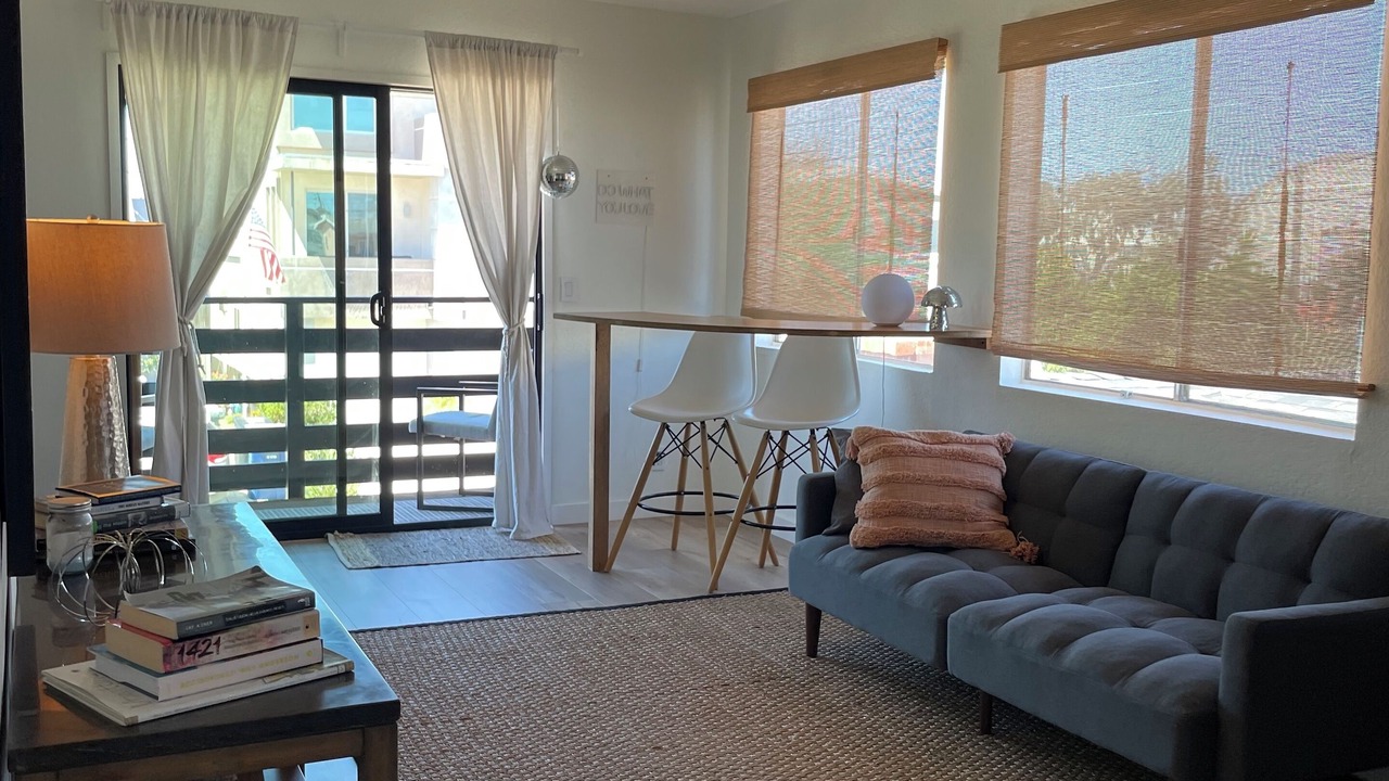 Photo of Livingroom in Silver Strand