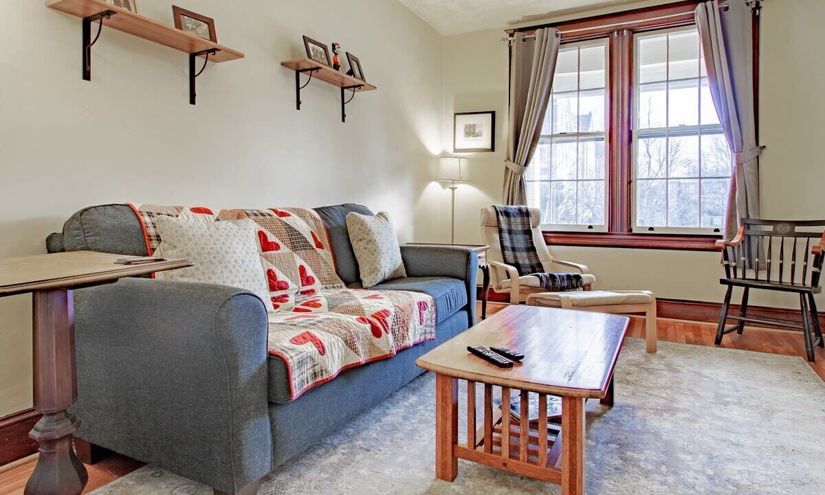 Photo of Livingroom in Capitol Hill