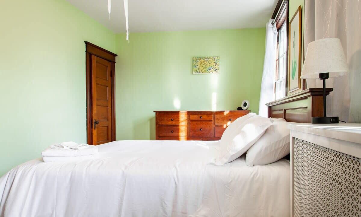 Photo of Bedroom in Capitol Hill