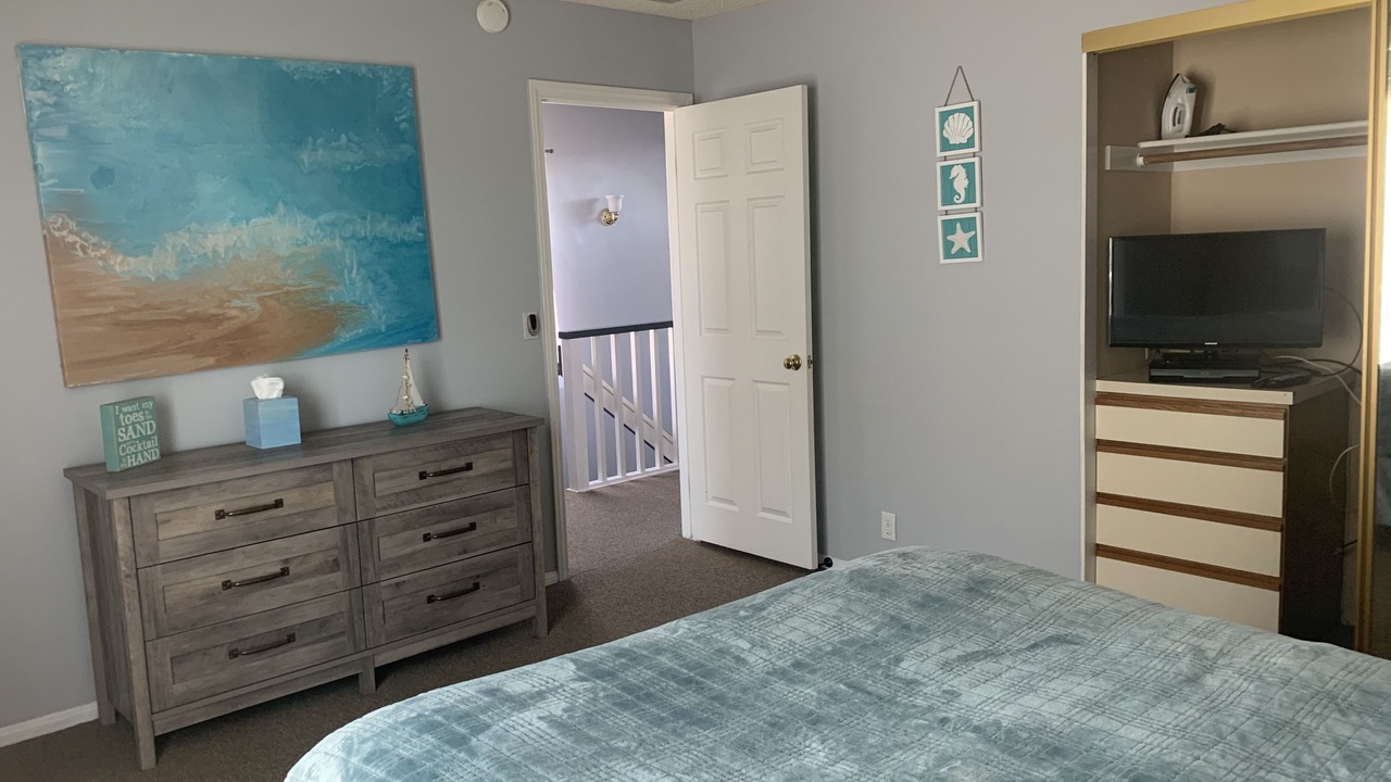 Photo of Bedroom in Oxnard Shores