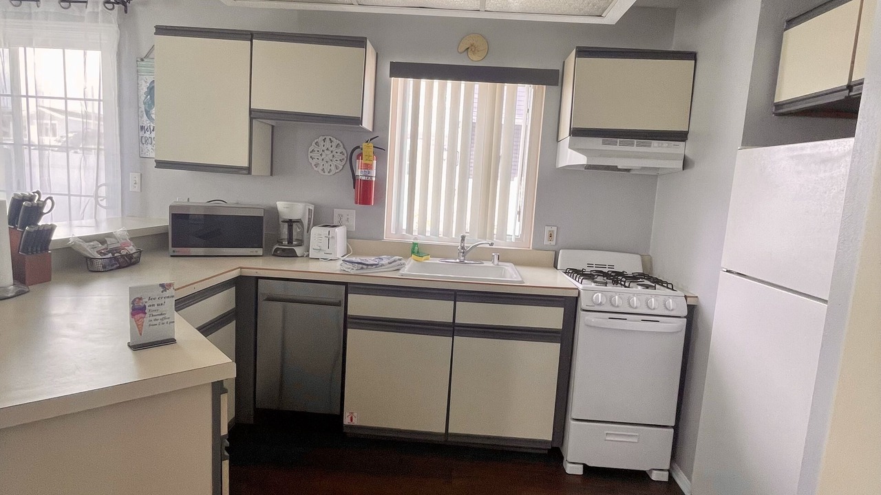 Photo of Kitchen in Oxnard Shores