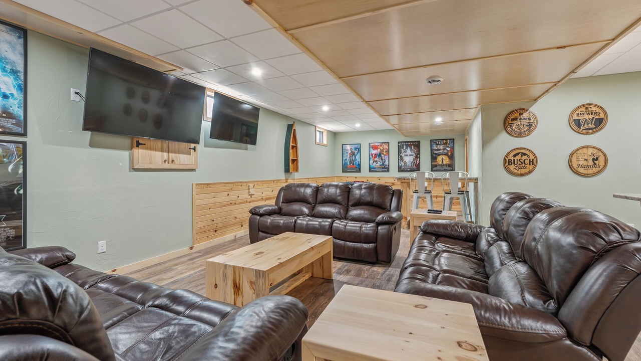 Photo of Livingroom in Spring Brook