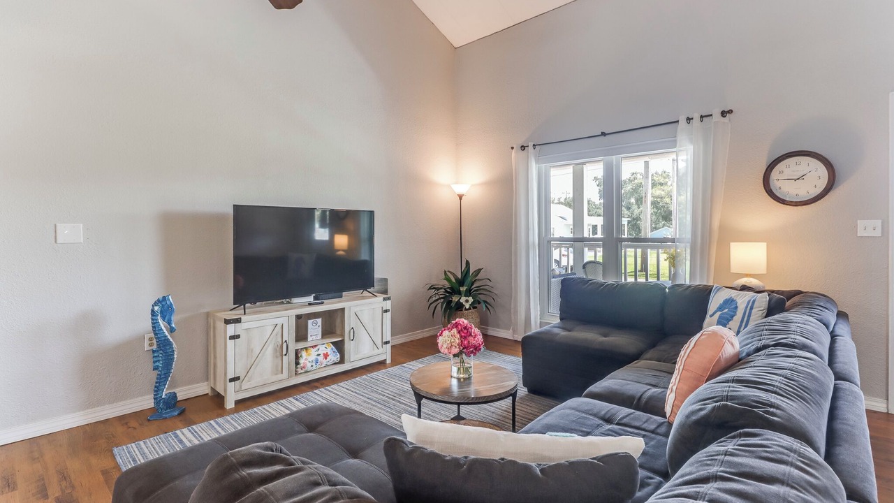 Photo of Livingroom in Long Beach