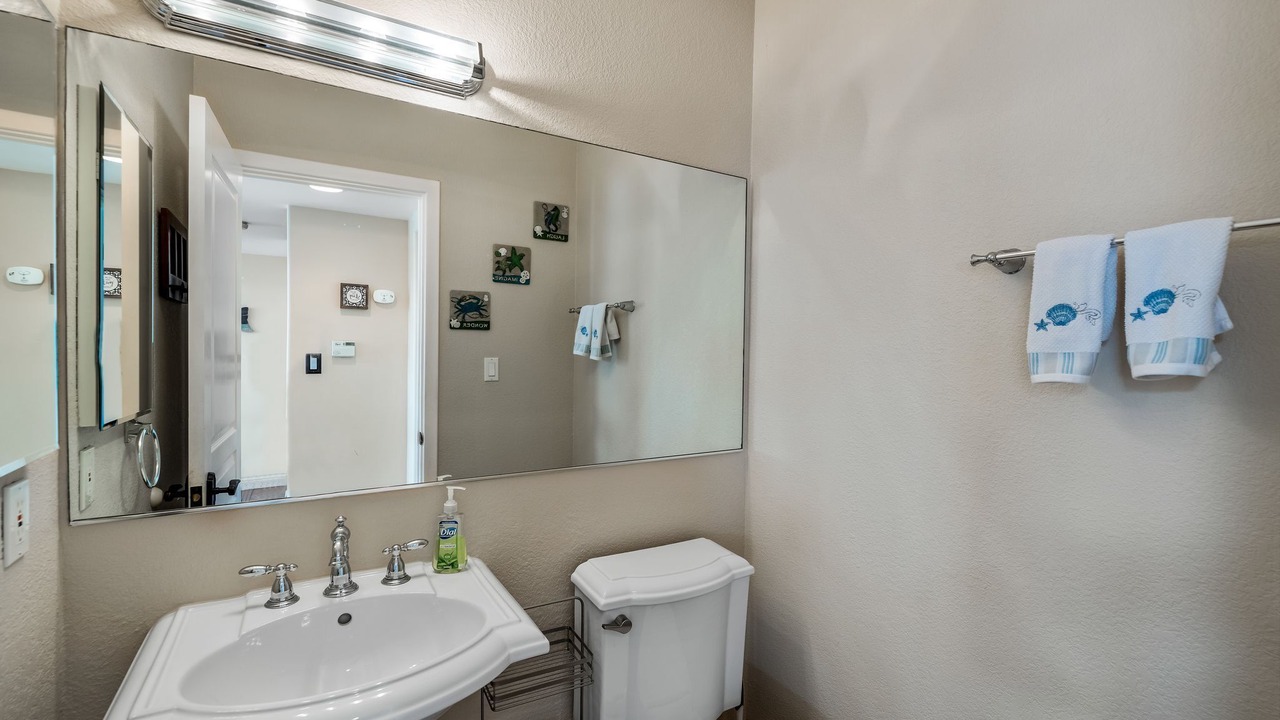 Photo of Bathroom in Silver Strand