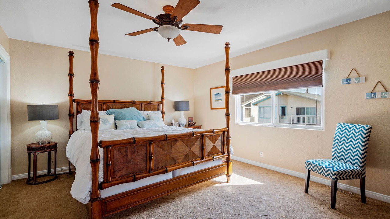 Photo of Bedroom in Silver Strand