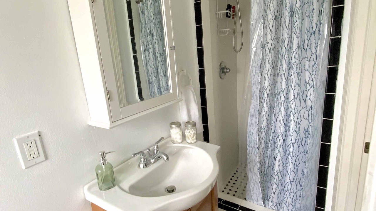 Photo of Bathroom in Touro