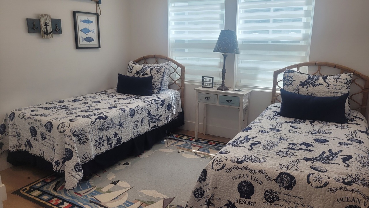 Photo of Bedroom in Silver Strand