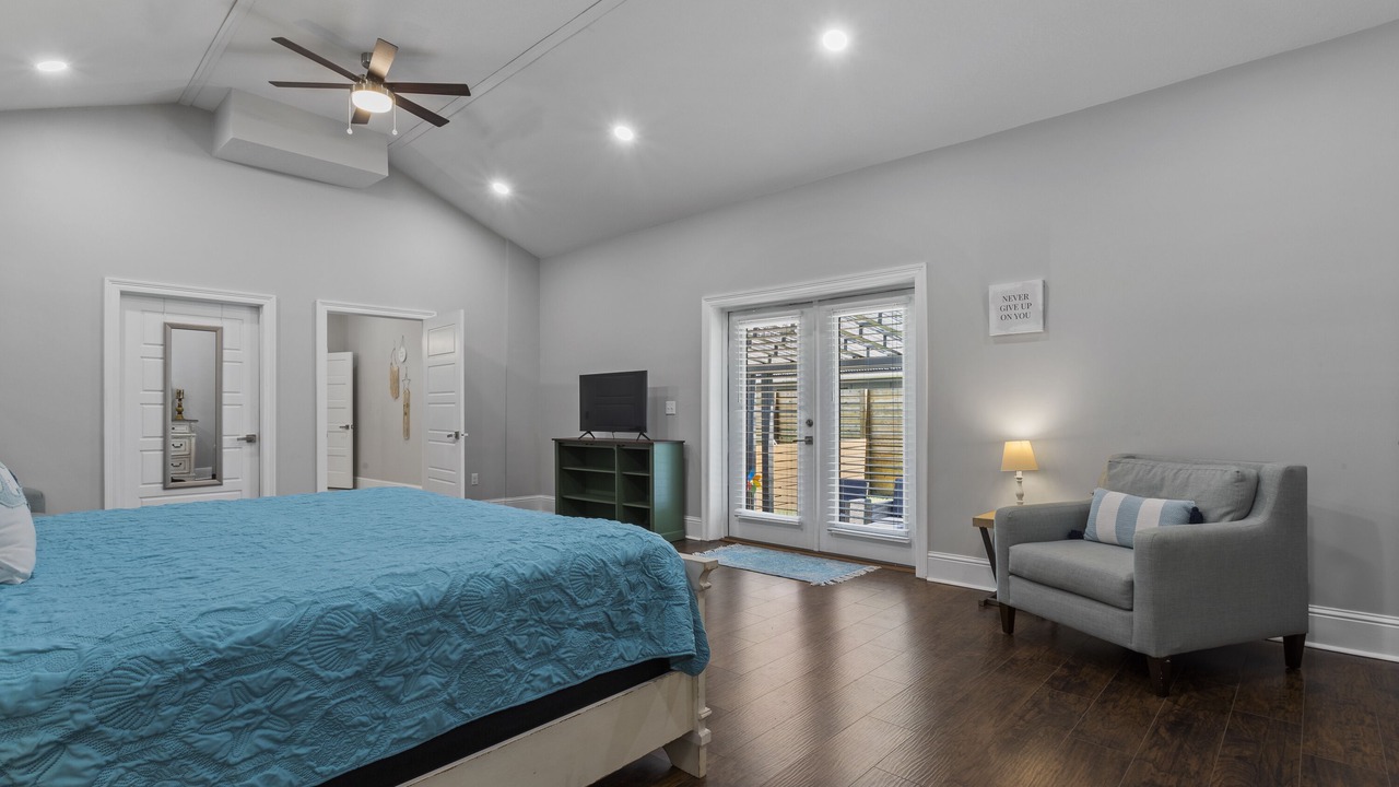 Photo of Bedroom in Biloxi