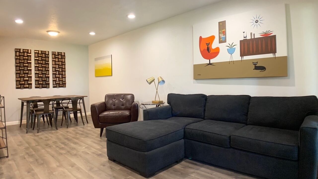 Photo of Livingroom in Chino Canyon