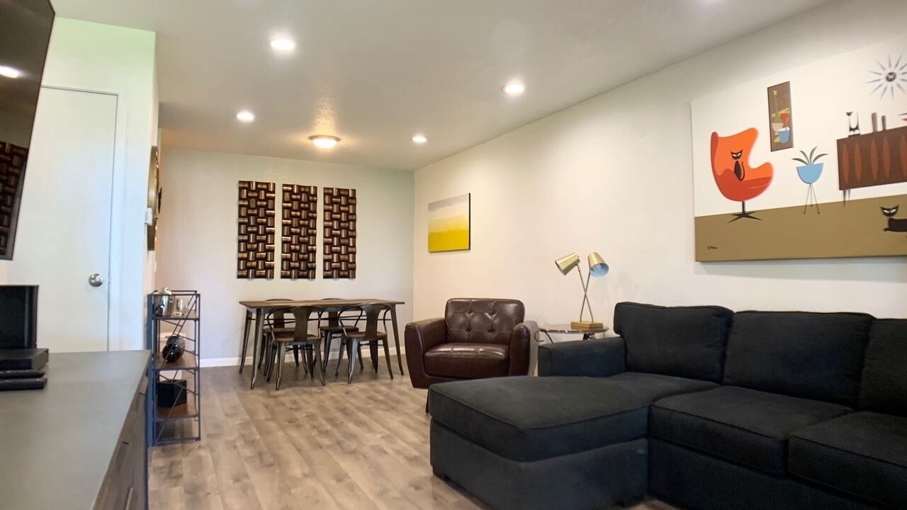 Photo of Livingroom in Chino Canyon