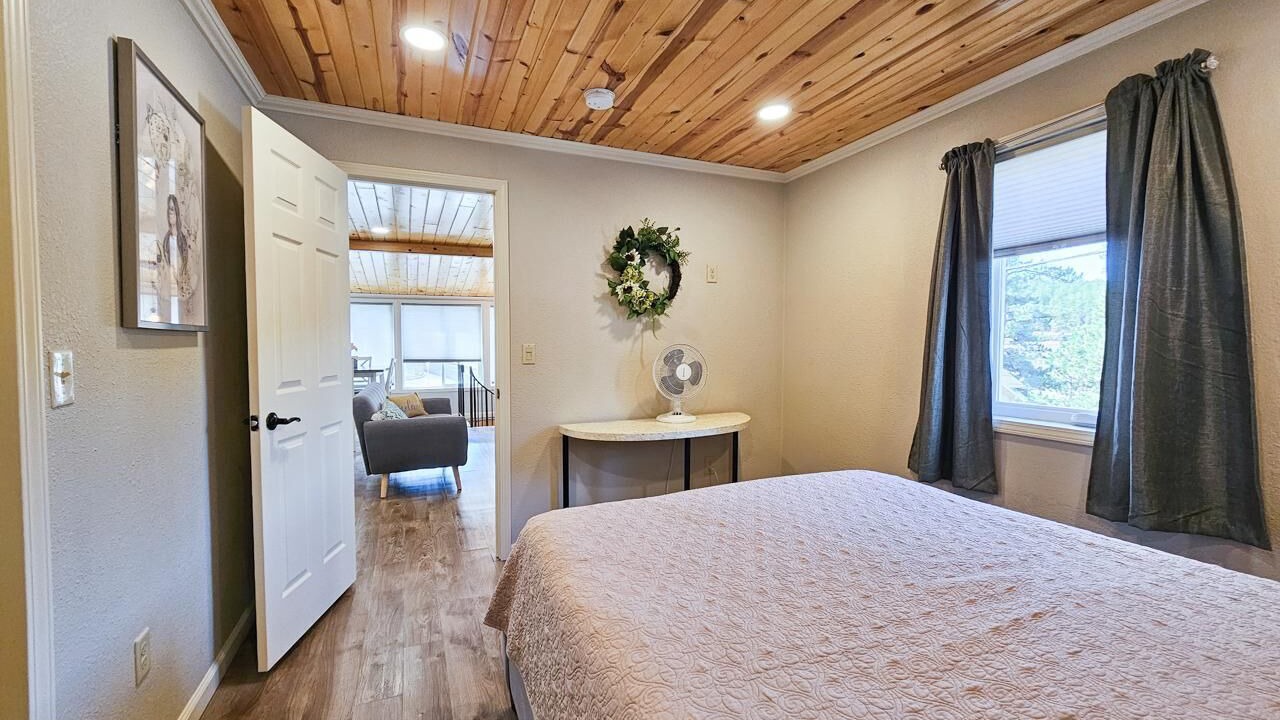 Photo of Bedroom in Hill City