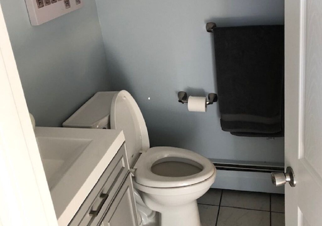 Photo of Bathroom in Bonnet Shores