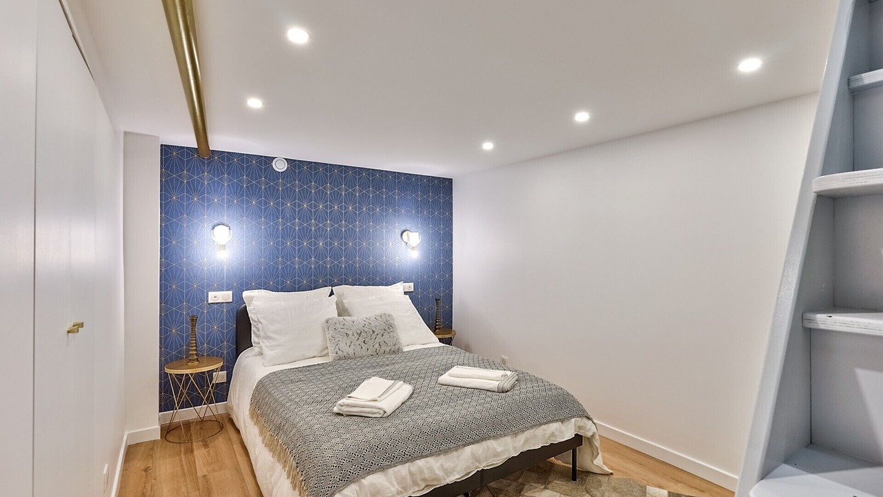 Photo of Bedroom in Saint-Lambert