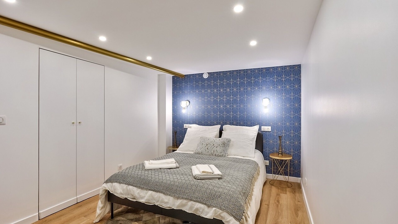 Photo of Bedroom in Saint-Lambert