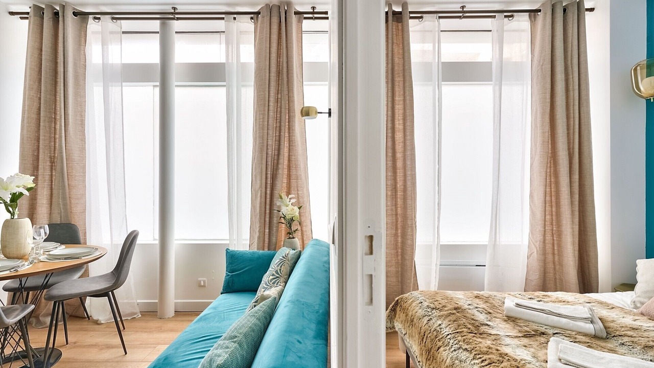 Photo of Bedroom in Saint-Lambert