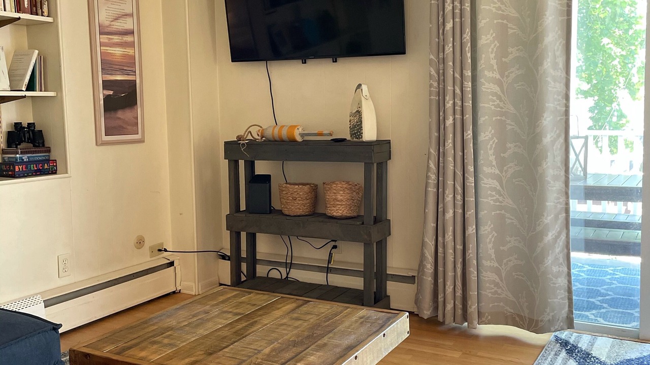 Photo of Livingroom in Bonnet Shores