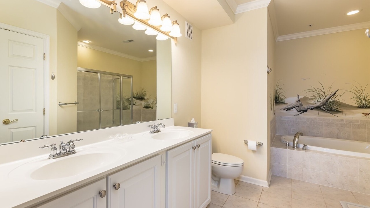 Photo of Bathroom in Sunset Island