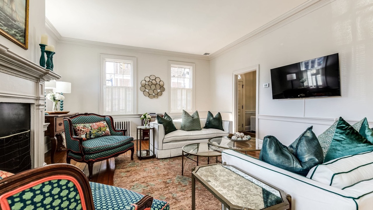 Photo of Livingroom in Old Town West
