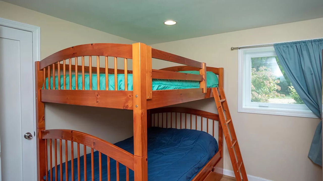 Photo of Bedroom in North Eastham