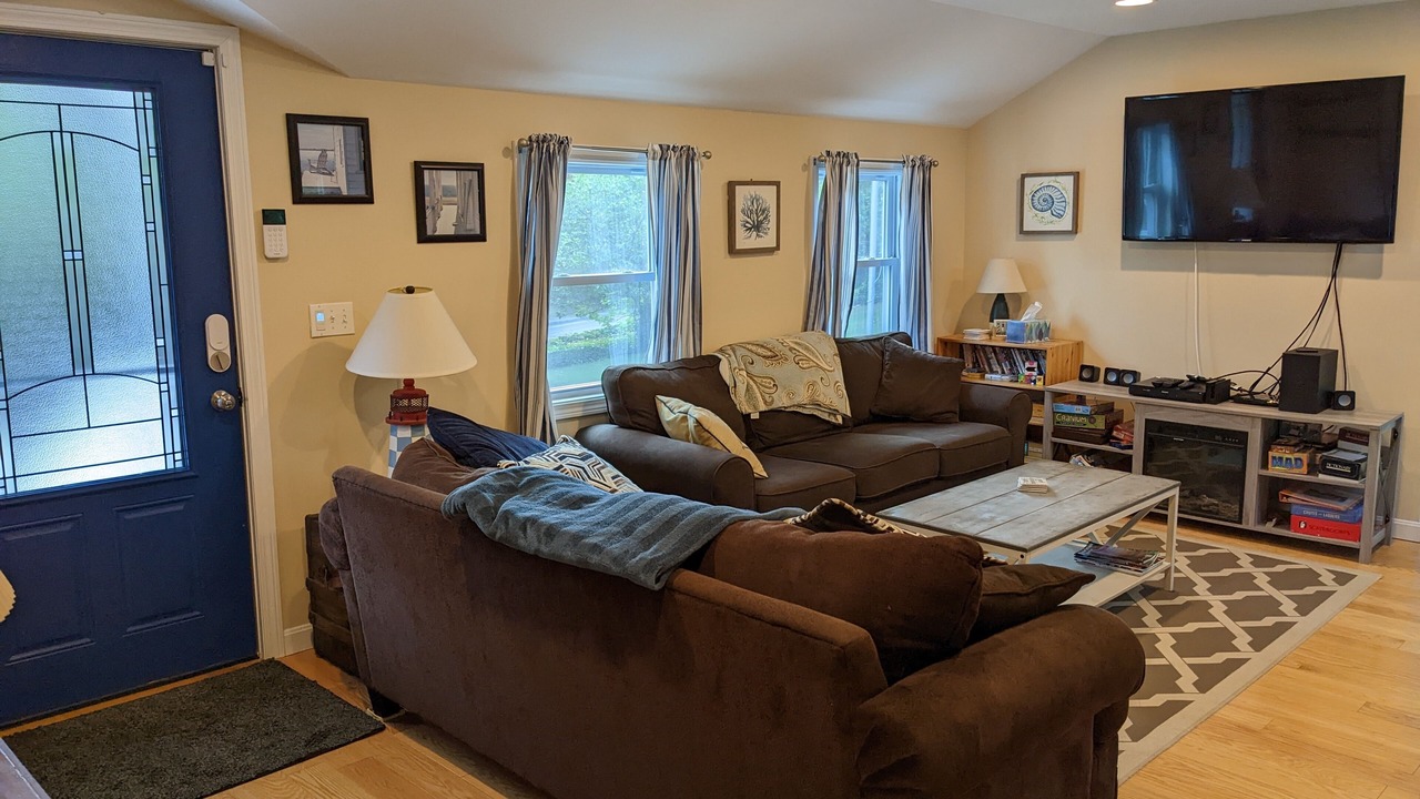 Photo of Livingroom in North Eastham
