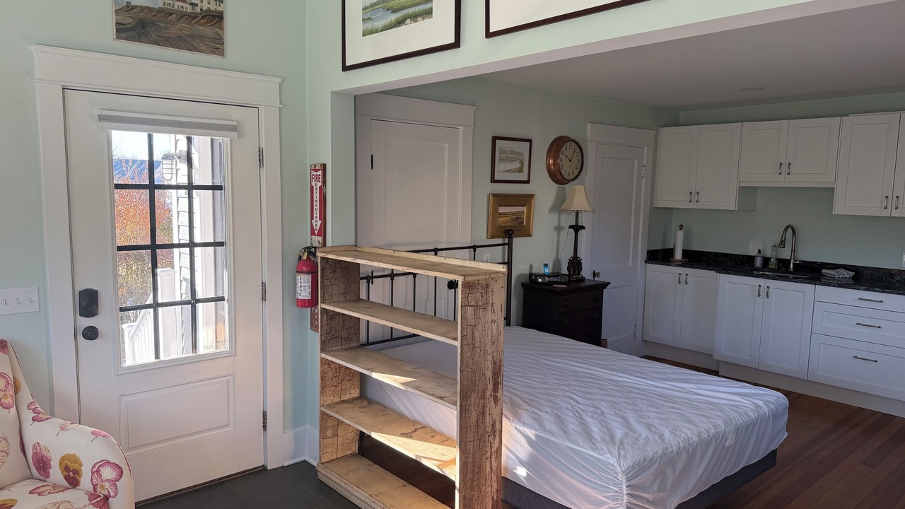 Photo of Bedroom in Shoreby Hill