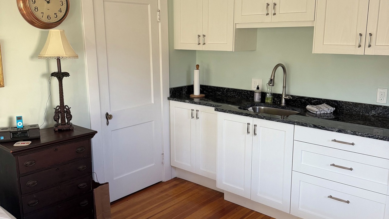 Photo of Bedroom in Shoreby Hill