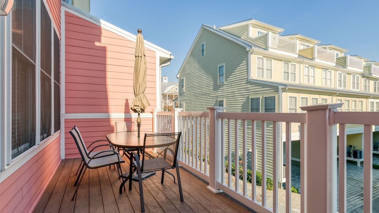 Photo of Patio Balcony in Sunset Island
