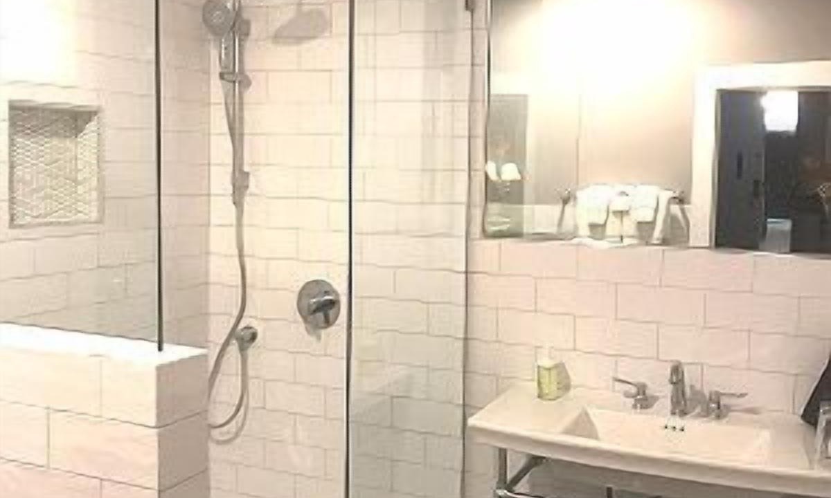 Photo of Bathroom in Treme