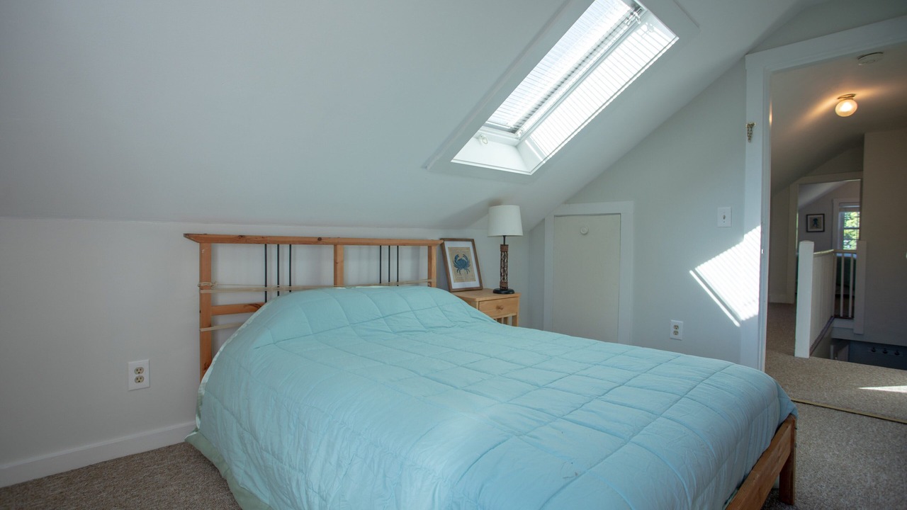 Photo of Bedroom in Top of the Hill