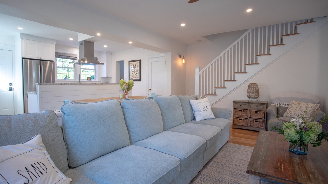 Photo of Livingroom in Top of the Hill