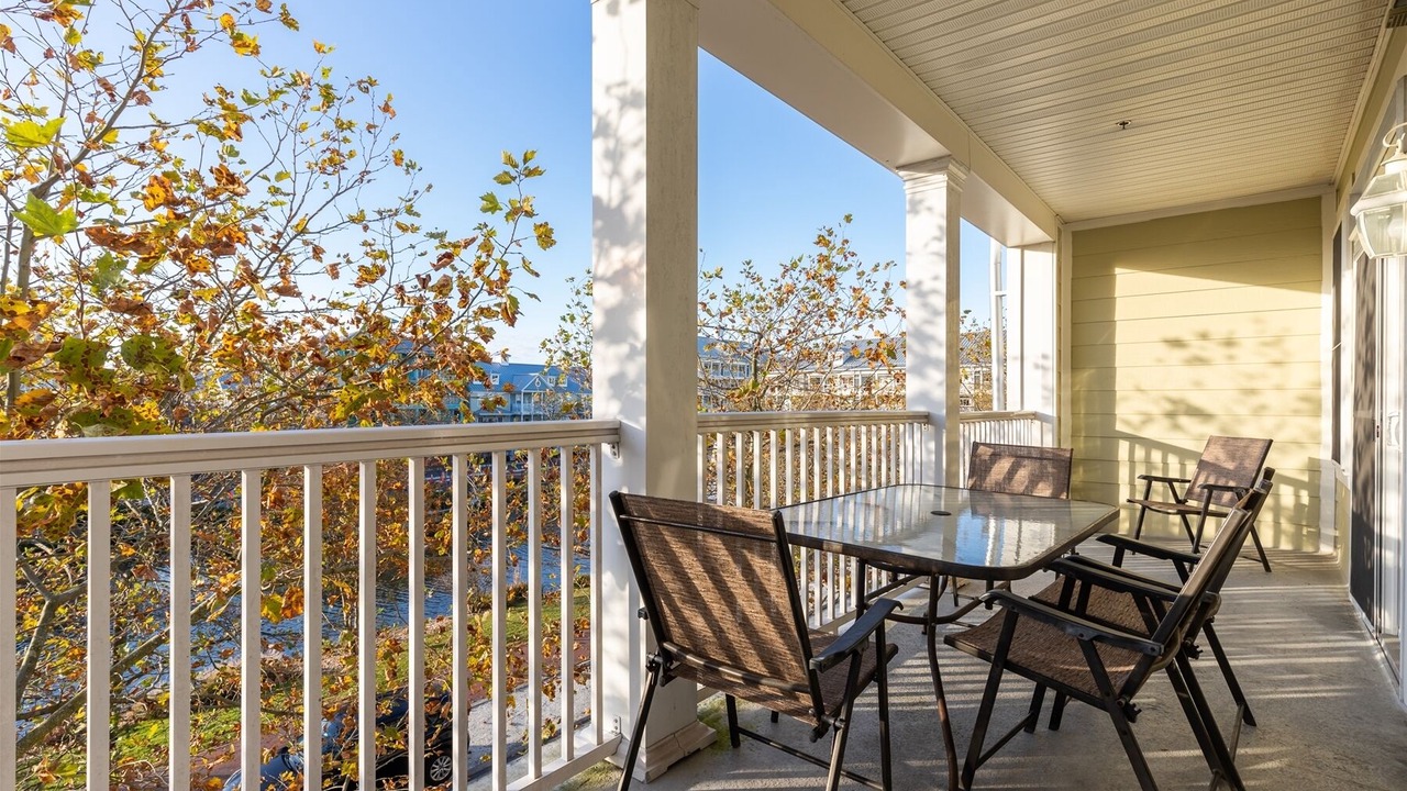 Photo of Patio Balcony in Sunset Island