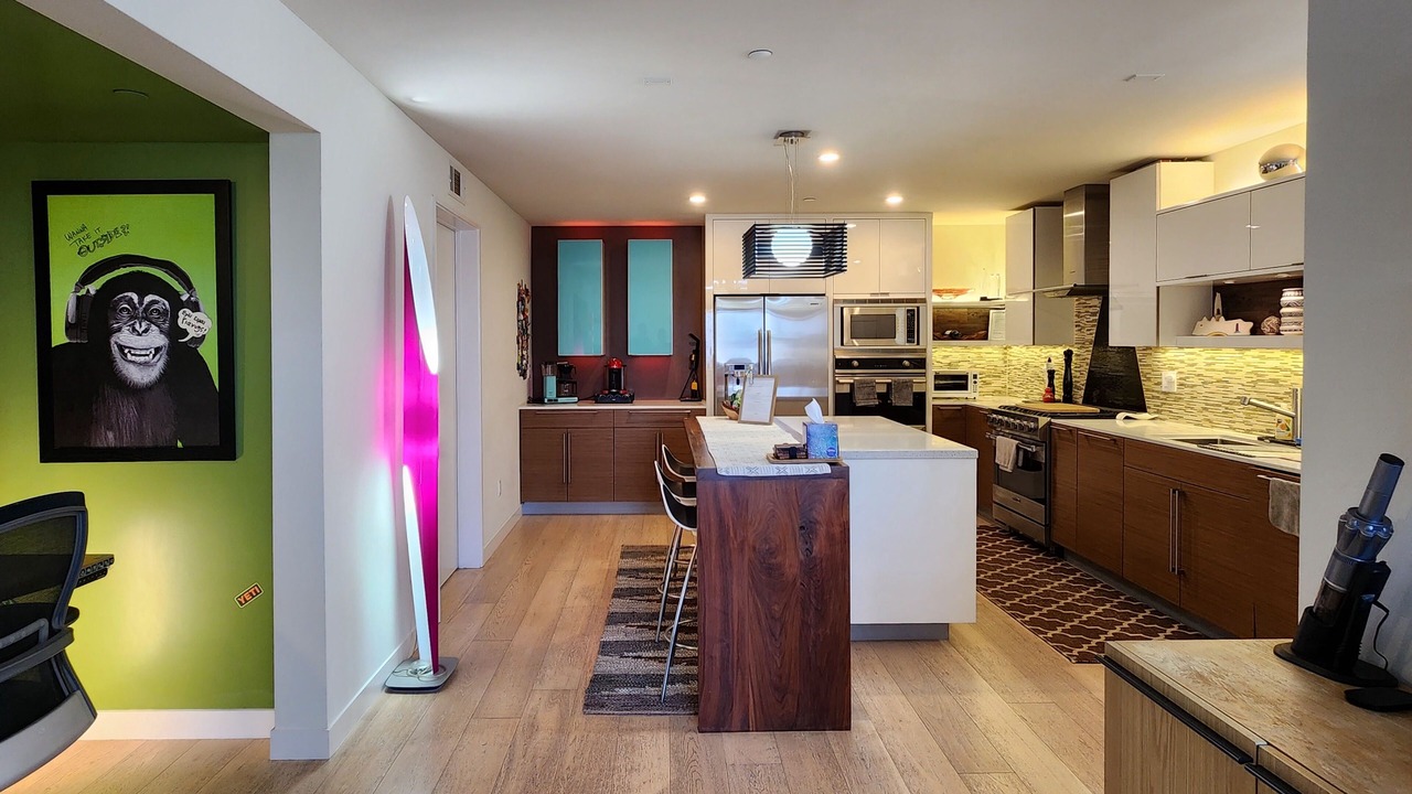 Photo of Others in Beverly Grove