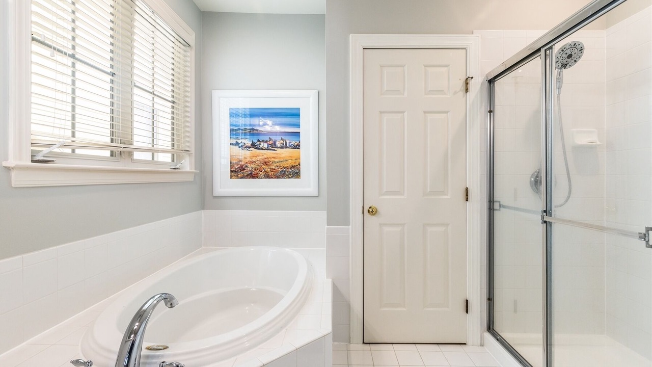 Photo of Bathroom in Sunset Island