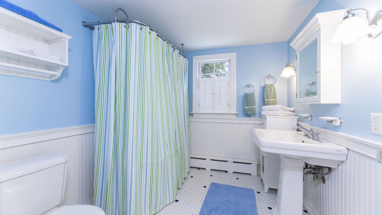 Photo of Bathroom in Jamestown