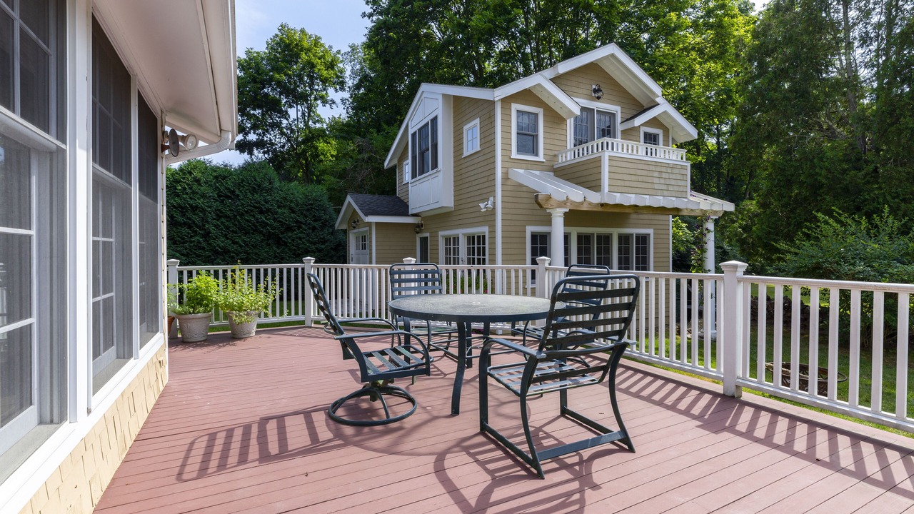 Photo of Outdoor in Jamestown