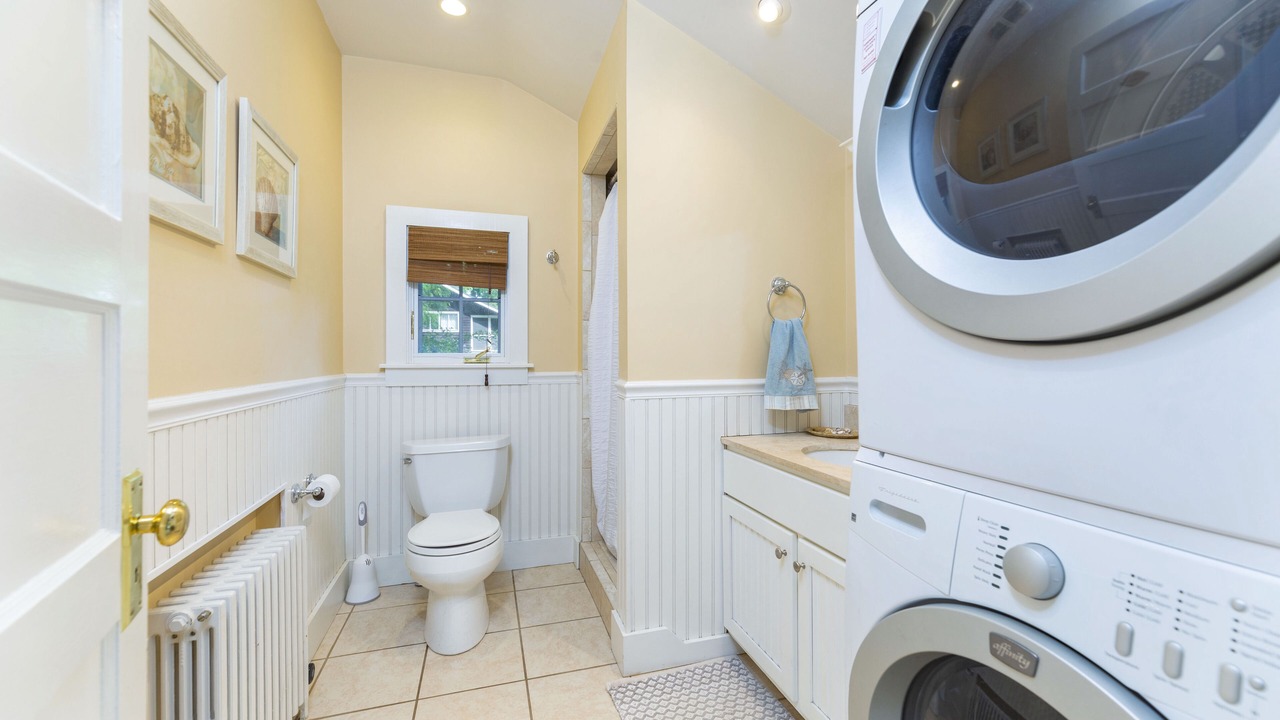 Photo of Bathroom in Jamestown