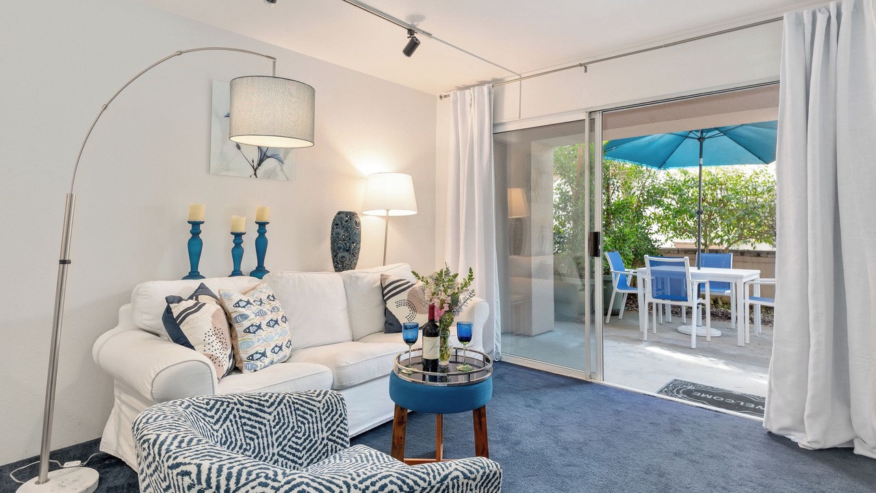 Photo of Livingroom in East Beach