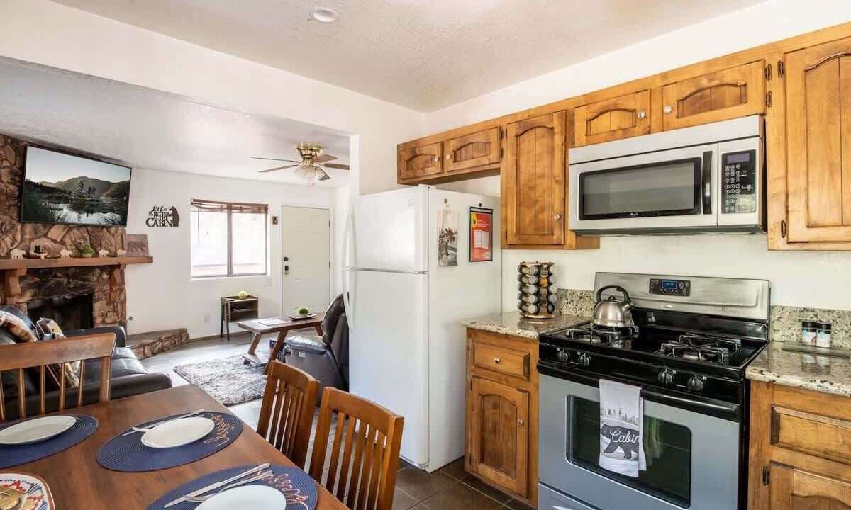 Photo of Bedroom in Summit Estates