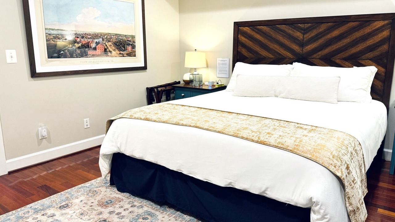 Photo of Bedroom in Old Town West
