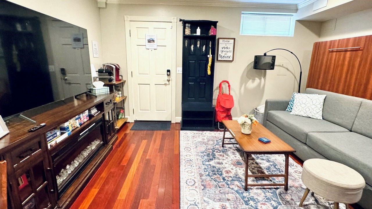 Photo of Livingroom in Old Town West