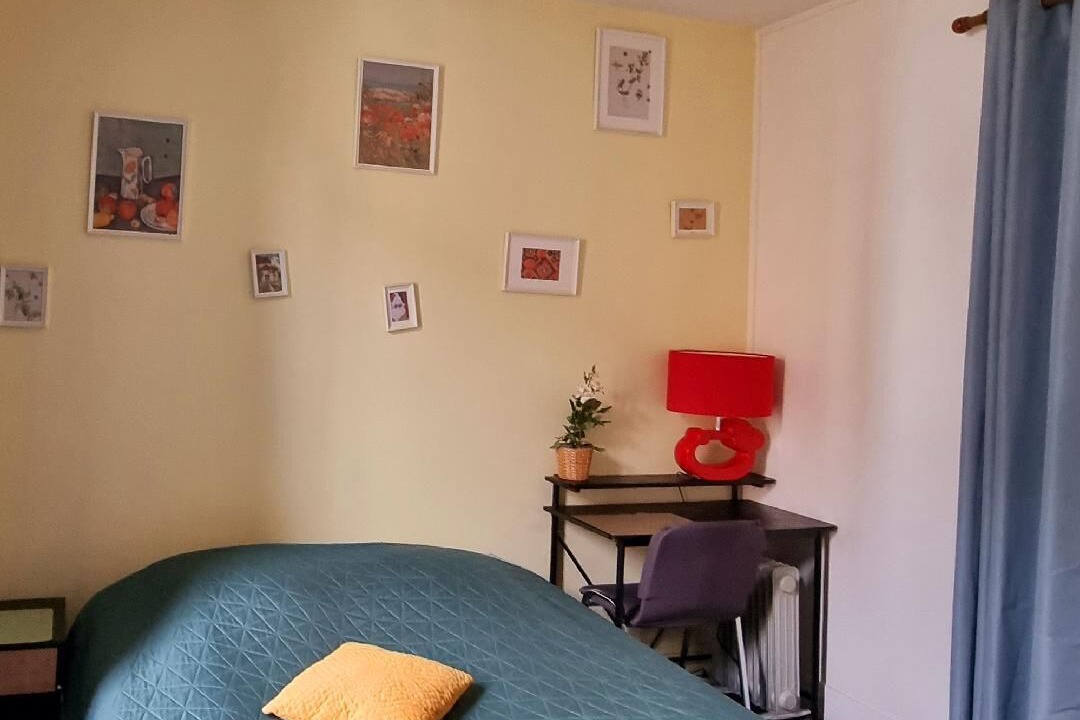 Photo of Bedroom in Persan