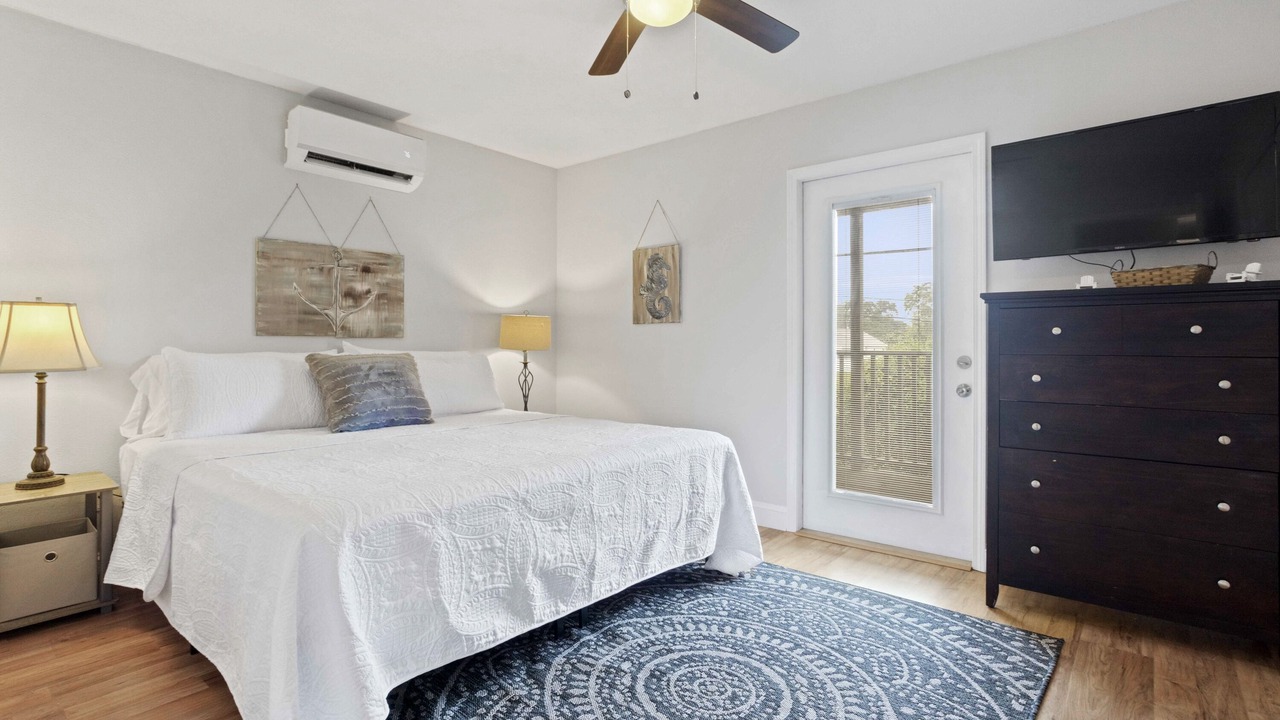 Photo of Bedroom in Gulfport