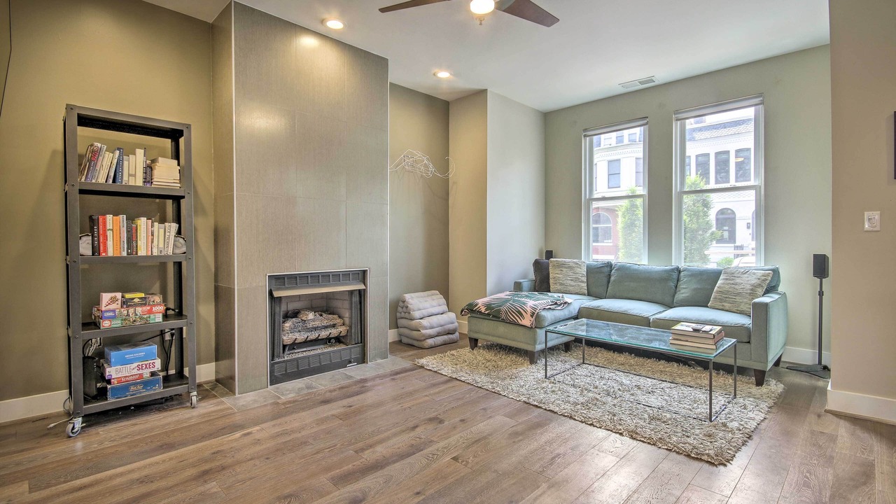 Photo of Livingroom in Le Droit Park