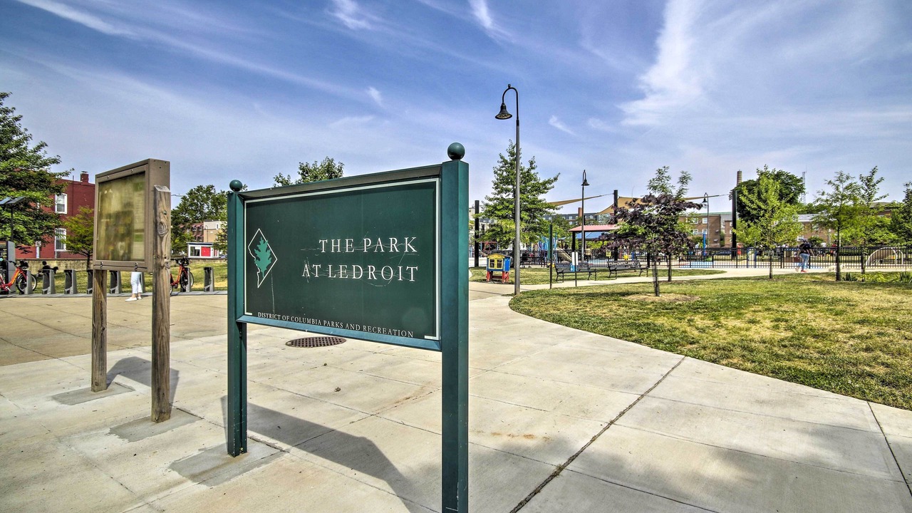 Photo of Others in Le Droit Park